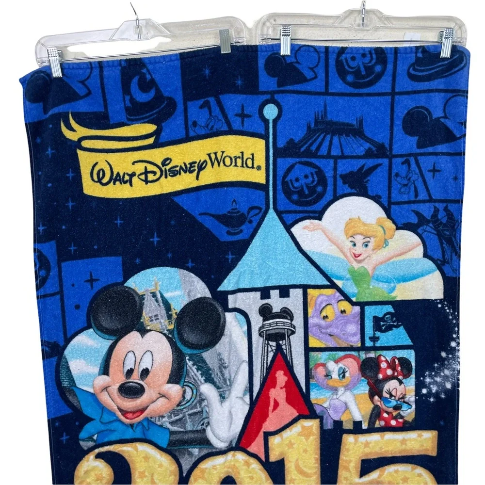 Disney World Parks 2015 Mickey Mouse Tinker-bell Nemo Maleficent 60”x32” Towel